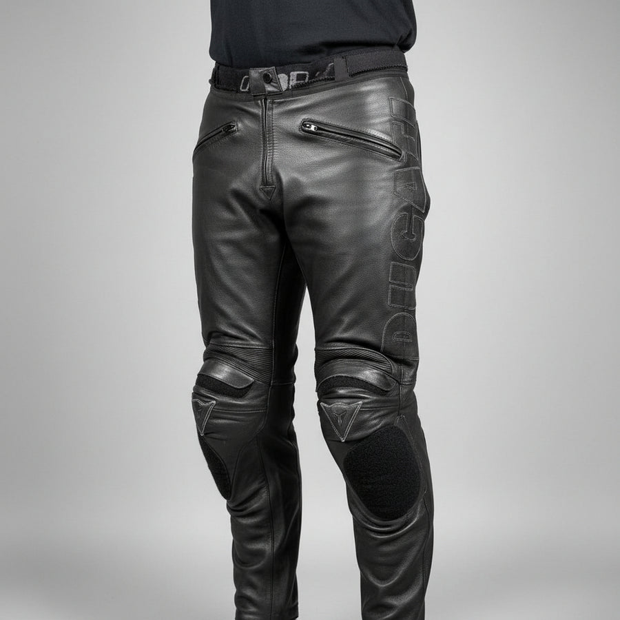 Dainese/Ducati motorbroek leer (52) - Tweedehandsmotorkleding.nl