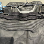 Macna Motorbroek Leer (56) - Tweedehandsmotorkleding.nl