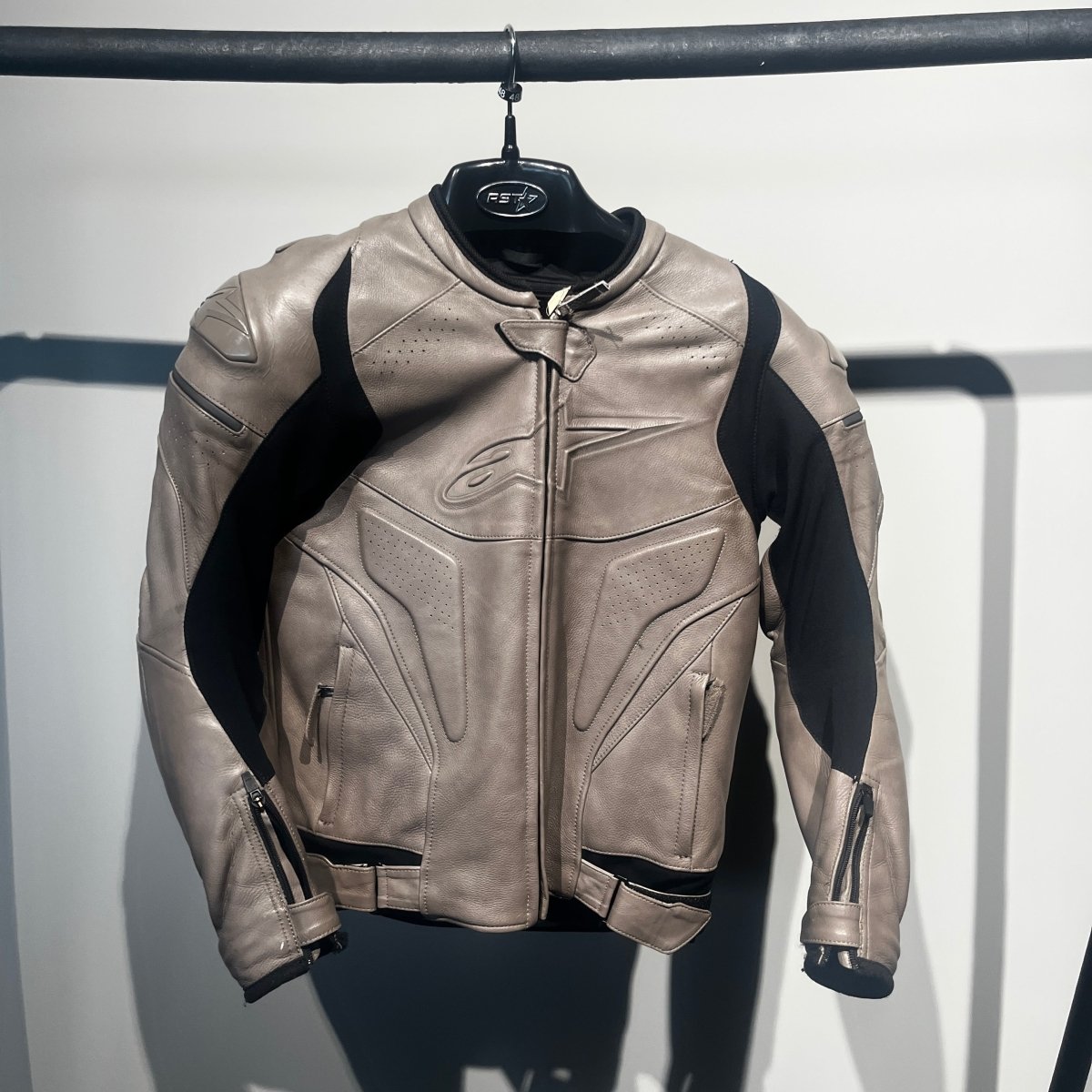 Alpinestars Motorjas Leer (48) - Tweedehandsmotorkleding.nl