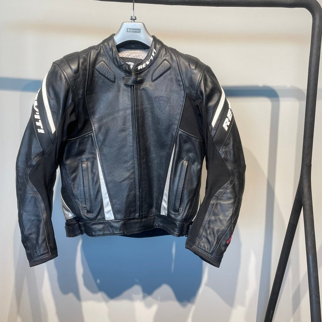 REV'IT Motorjas Leer (52) - Tweedehandsmotorkleding.nl