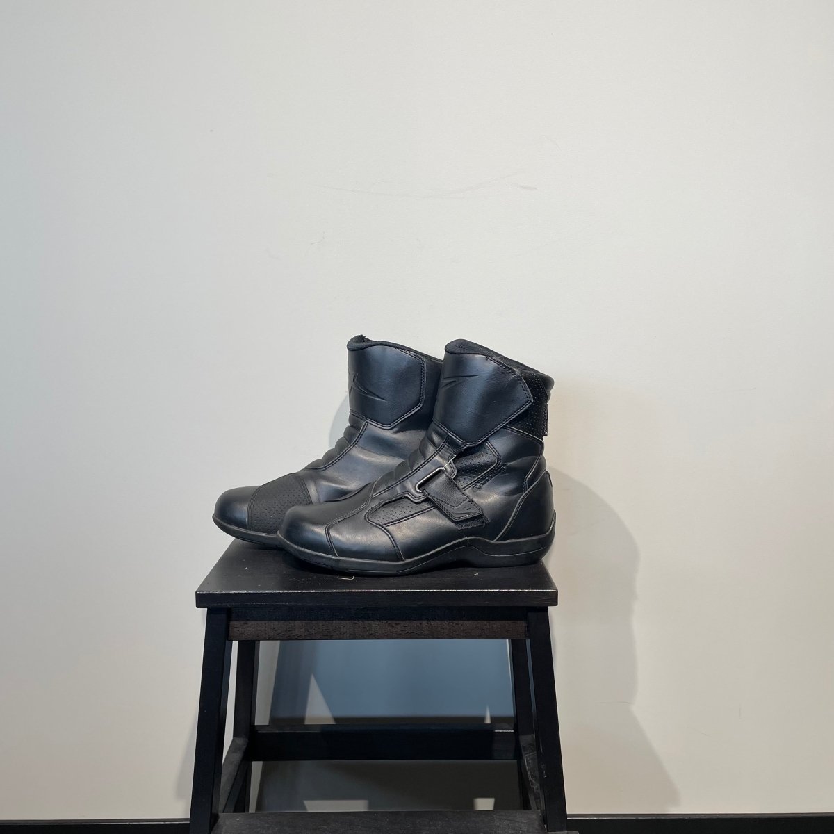 Alpinestars Motorlaarzen Leer (45) - Tweedehandsmotorkleding.nl