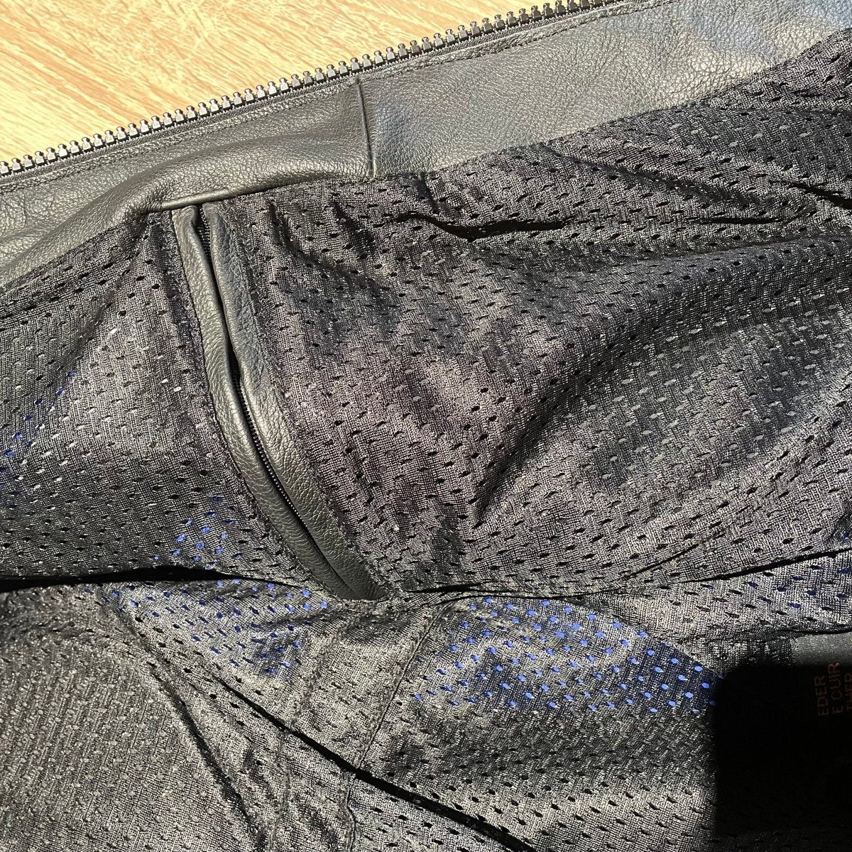 Grid Motorjas Leer (50) - Tweedehandsmotorkleding.nl