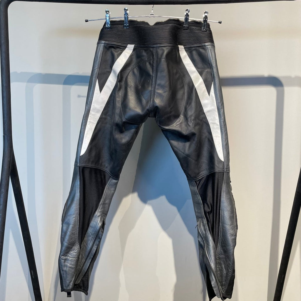 Motorbroek Leer (54) - Tweedehandsmotorkleding.nl