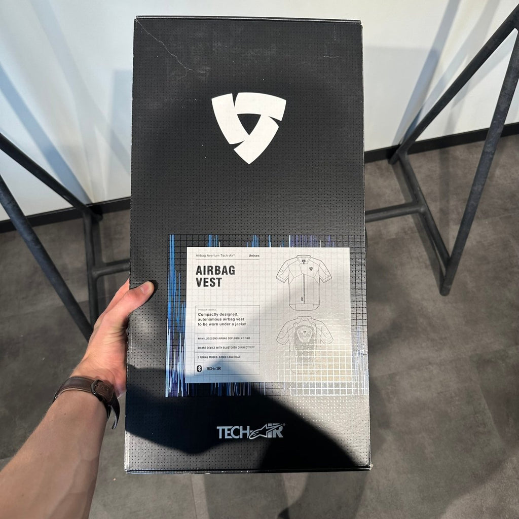 REV’IT Avertum Airbag (M) - Tweedehandsmotorkleding.nl