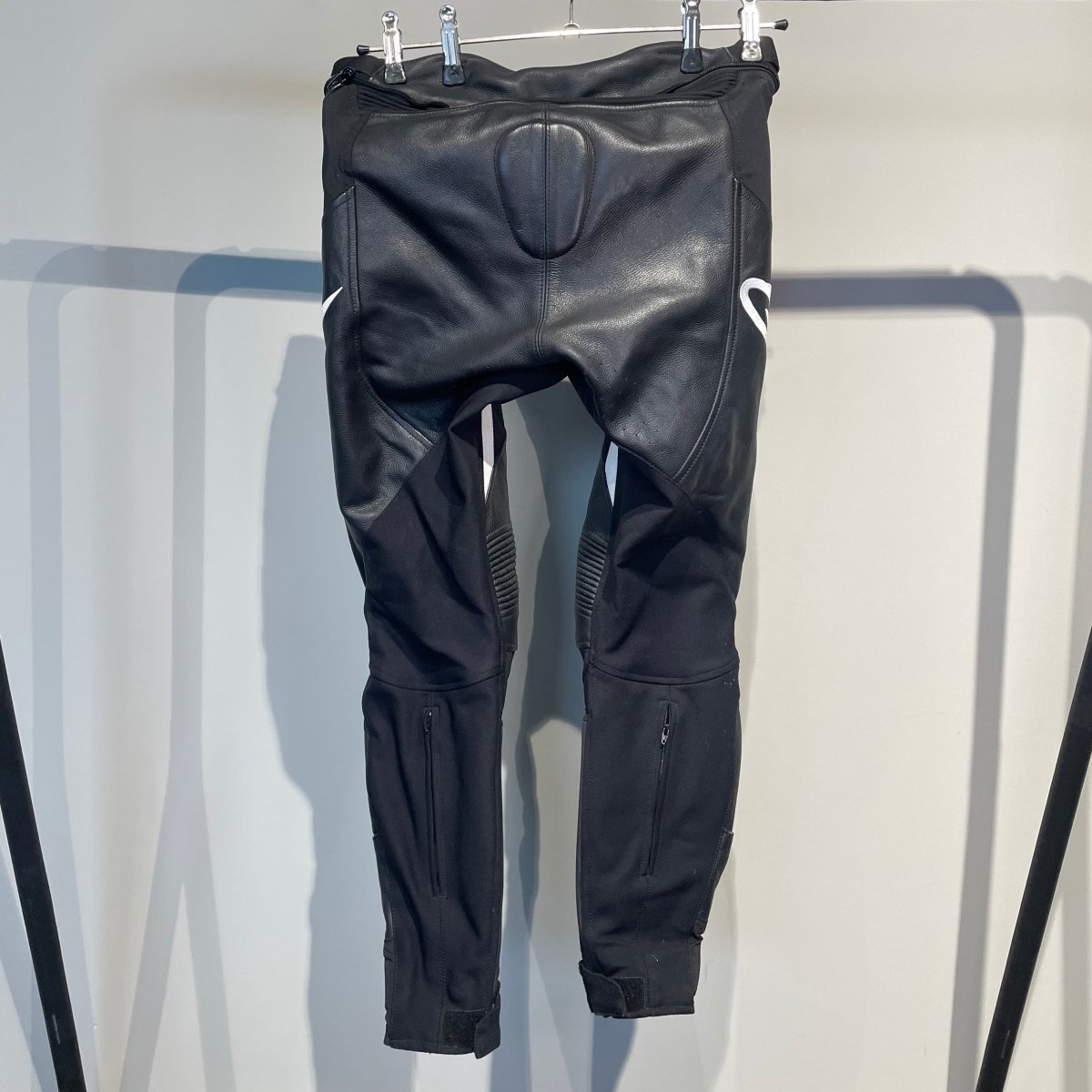 Alpinestars Motorbroek Leer (50) - Tweedehandsmotorkleding.nl