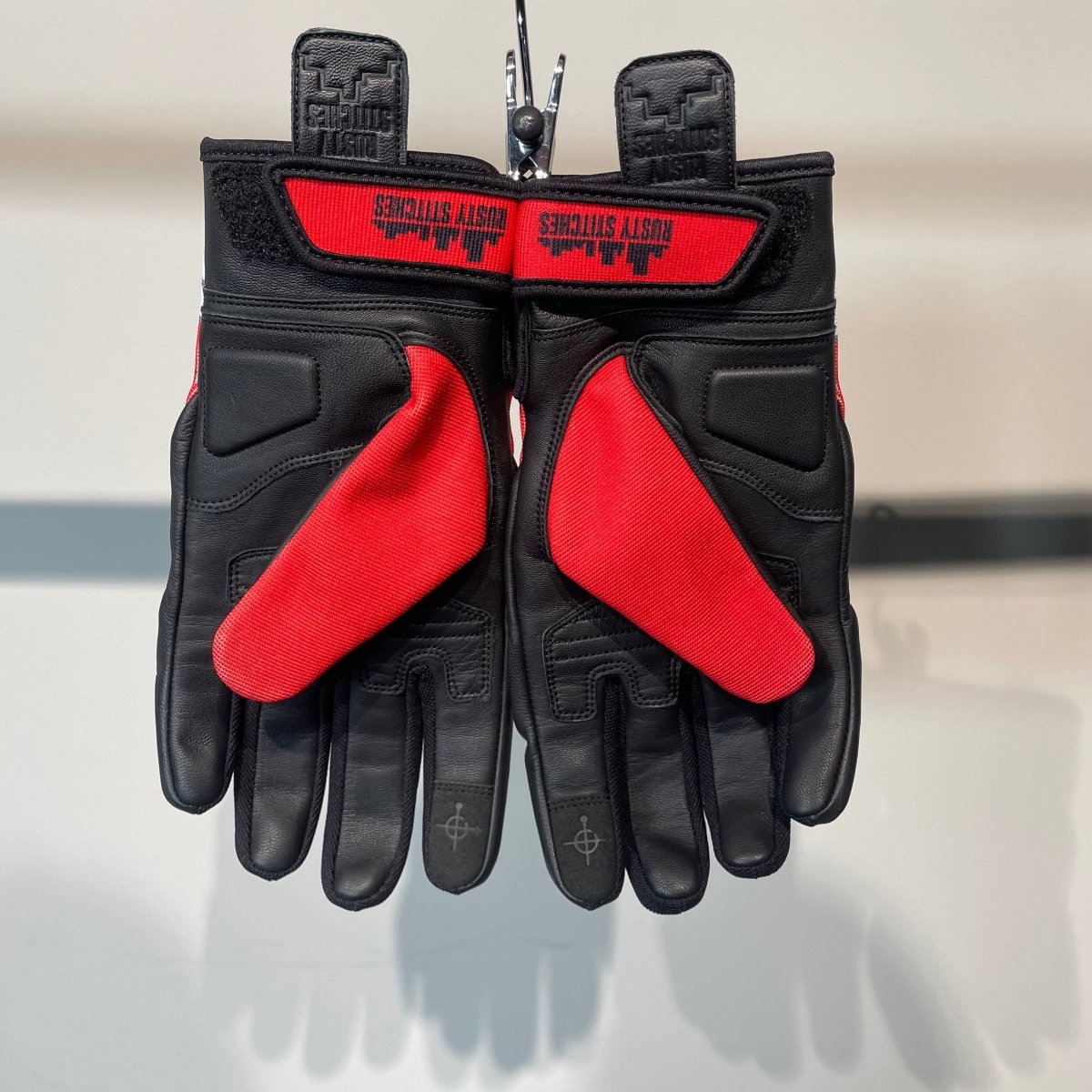 Rusty Stitches Motorhandschoenen Textiel (L) - Tweedehandsmotorkleding.nl