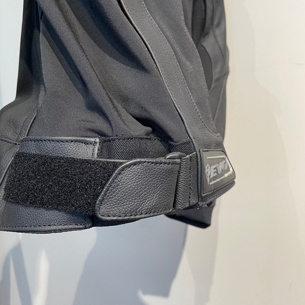 Evolution Motorjas Leer (52) - Tweedehandsmotorkleding.nl