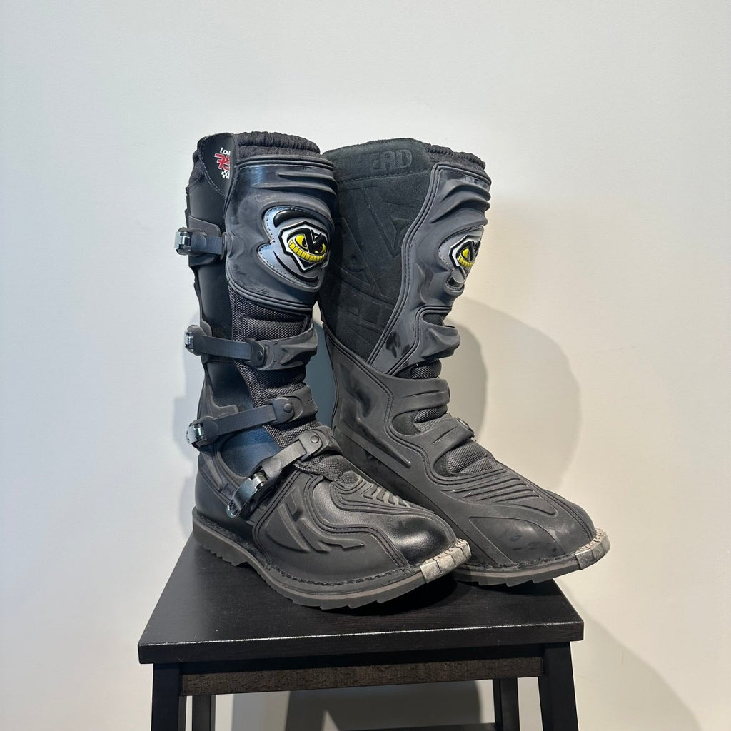 Louis Motorlaarzen Leer (44) - Tweedehandsmotorkleding.nl