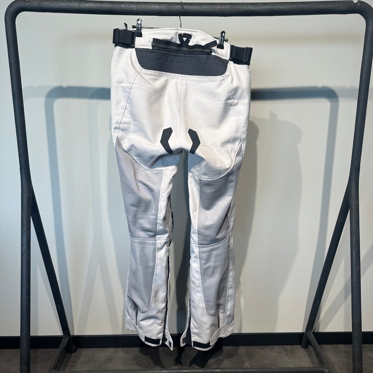 REV'IT Motorbroek Mesh (XL) - Tweedehandsmotorkleding.nl