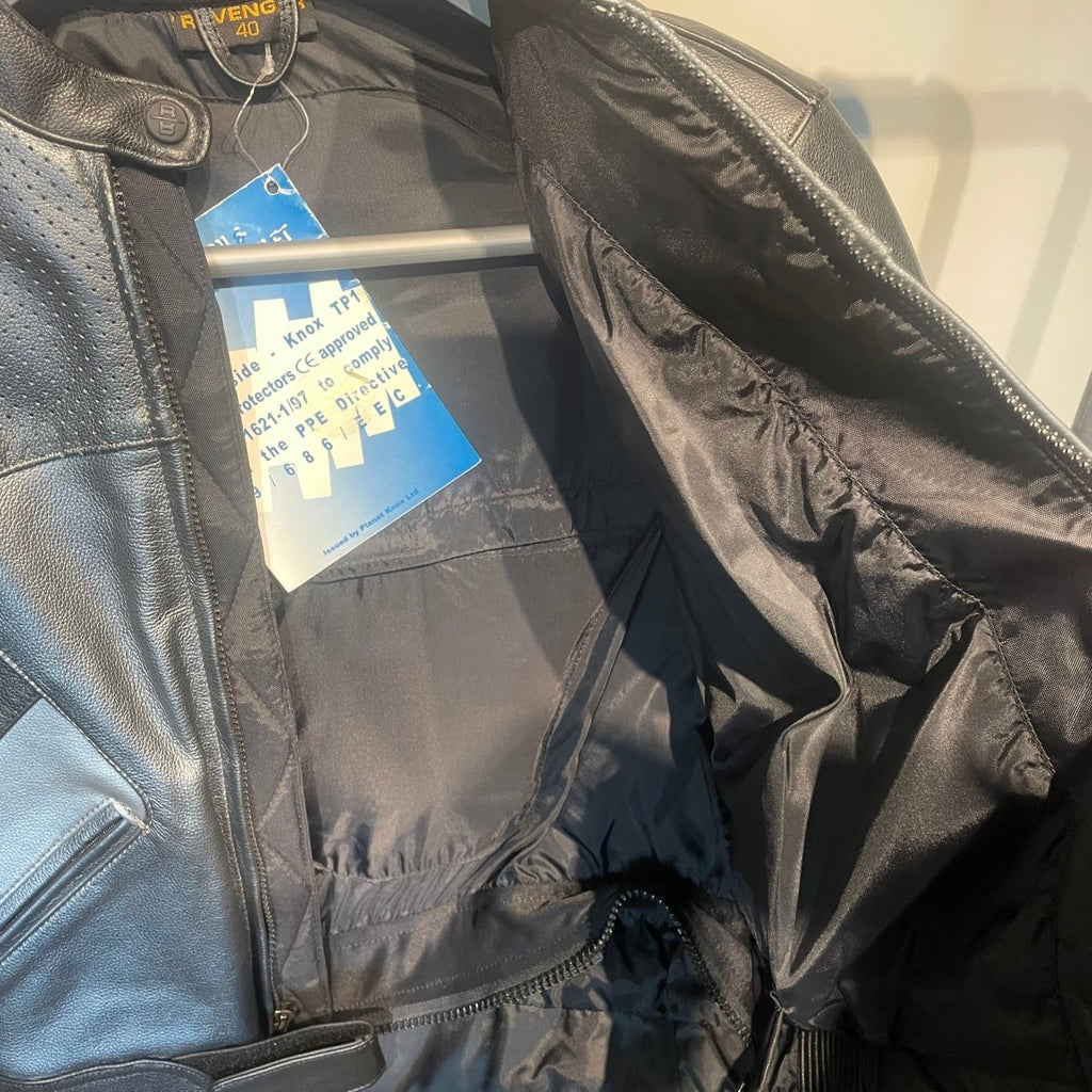 Revenger Motorjas Leer (40) - Tweedehandsmotorkleding.nl