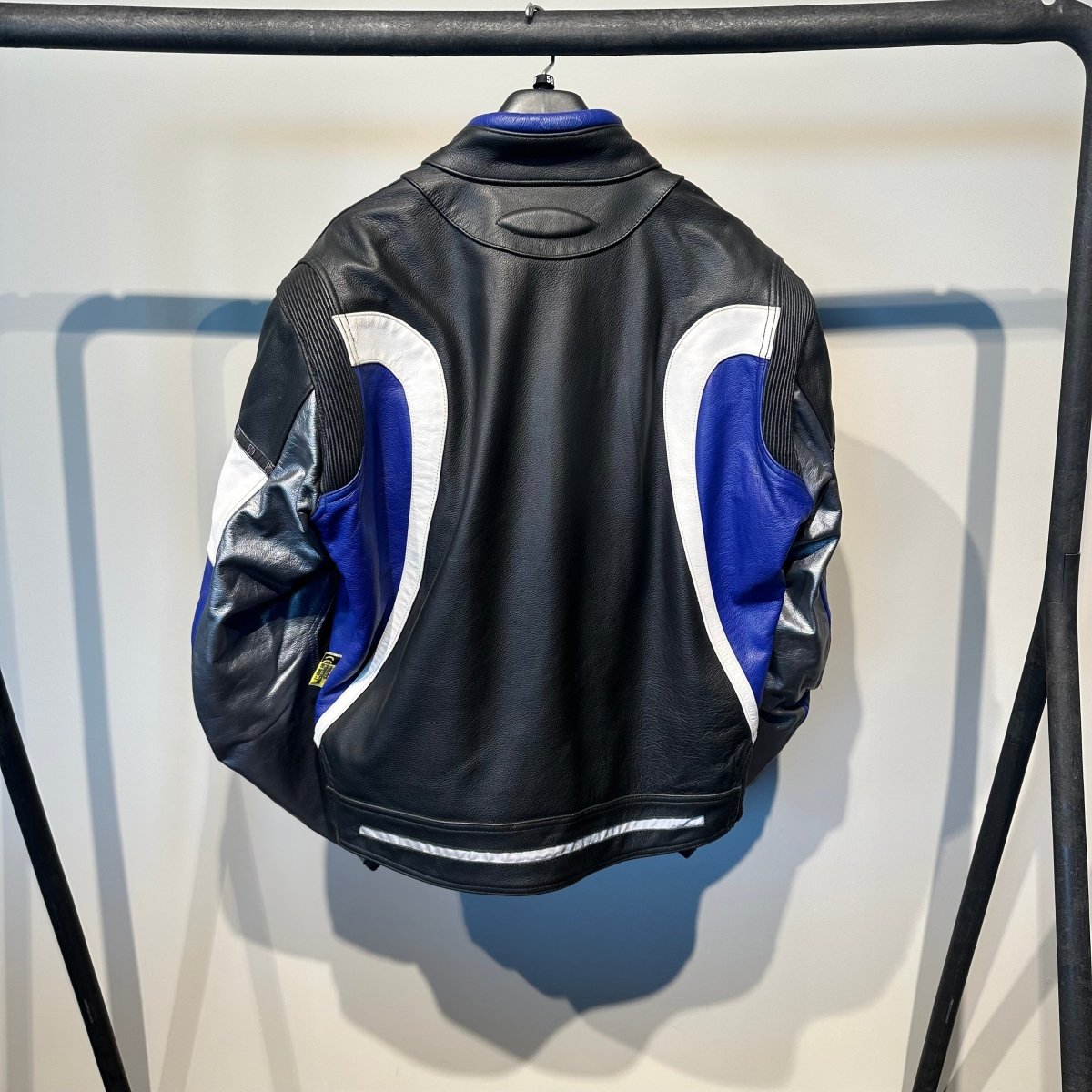 Grid Motorjas Leer (58) - Tweedehandsmotorkleding.nl