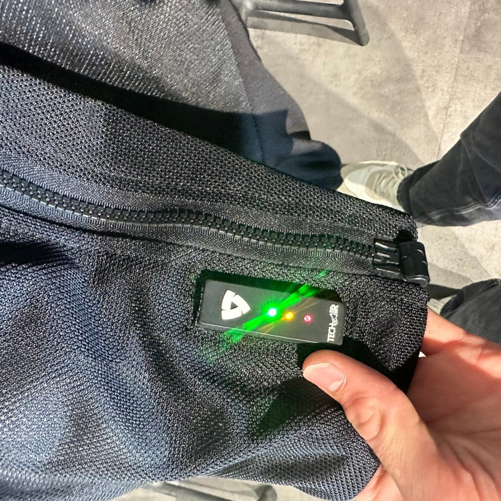 REV’IT Avertum Airbag (L) - Tweedehandsmotorkleding.nl