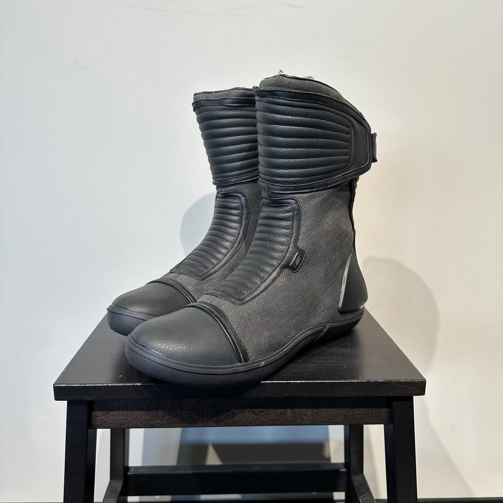 Vitesse Motorlaarzen Textiel (46) - Tweedehandsmotorkleding.nl