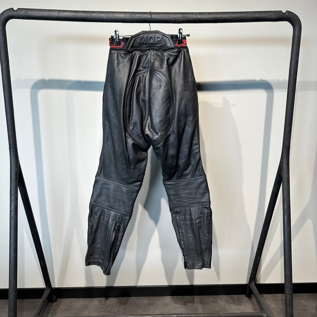 MQP Motorbroek Leer (36) - Tweedehandsmotorkleding.nl