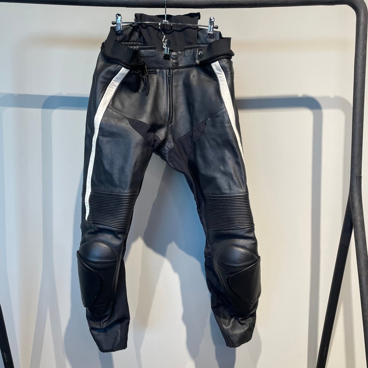 BMW Motorbroek Leer (50) - Tweedehandsmotorkleding.nl