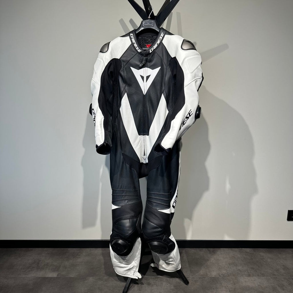 Dainese Motorpak Leer (54) - Tweedehandsmotorkleding.nl
