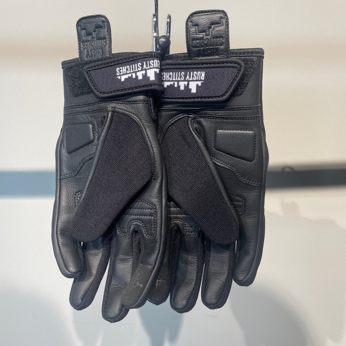 Rusty Stitches Motorhandschoenen Textiel (M) - Tweedehandsmotorkleding.nl